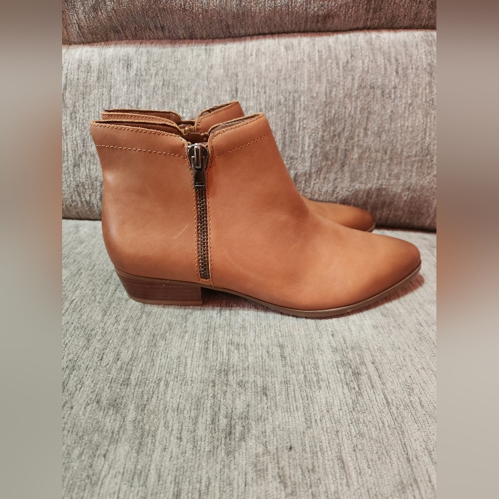 Naturalizer Side Zip Ankle Boot